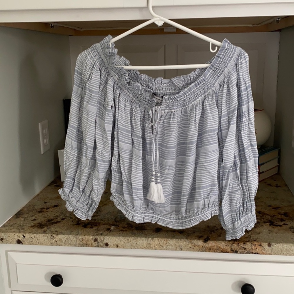 Off the shoulder 3/4 sleeve top